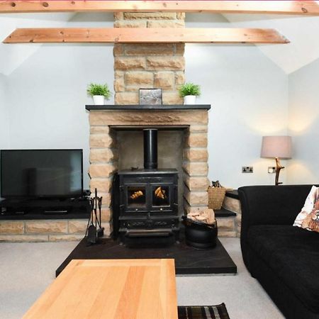 Ailnack Cottage -Cheerful Cottage With Secure Garden And Off Street Parking Sleeps 4 Томинтул Екстериор снимка