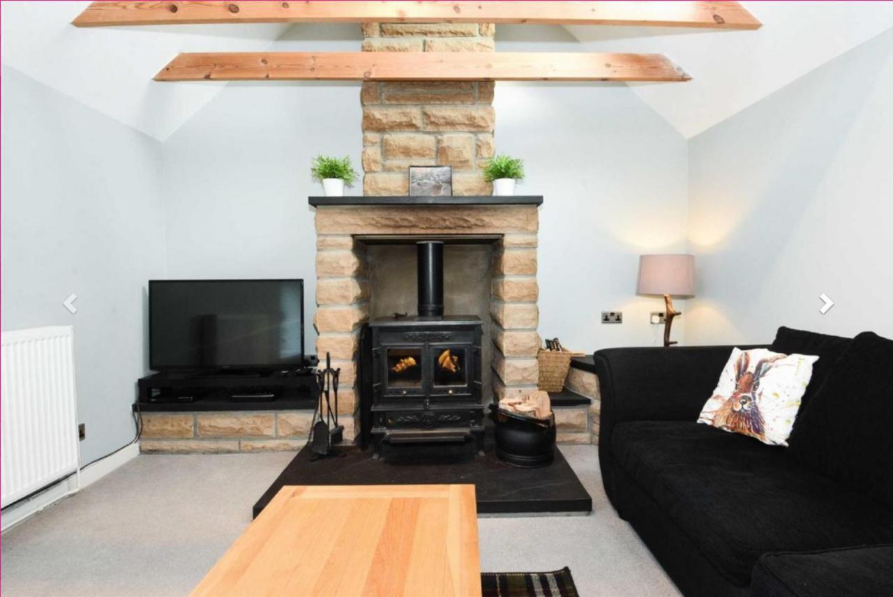 Ailnack Cottage -Cheerful Cottage With Secure Garden And Off Street Parking Sleeps 4 Томинтул Екстериор снимка