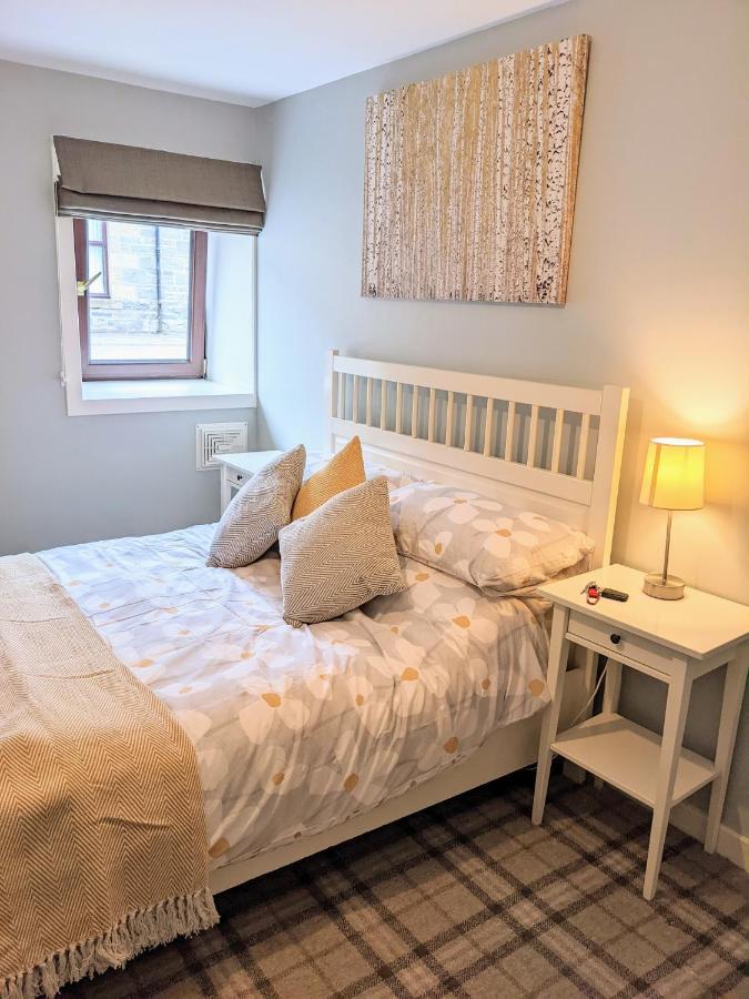 Ailnack Cottage -Cheerful Cottage With Secure Garden And Off Street Parking Sleeps 4 Томинтул Екстериор снимка
